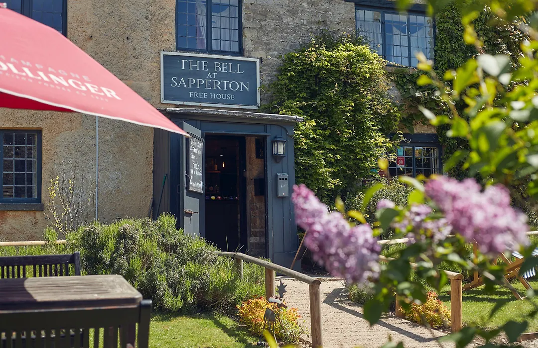 The Bell At Sapperton-1